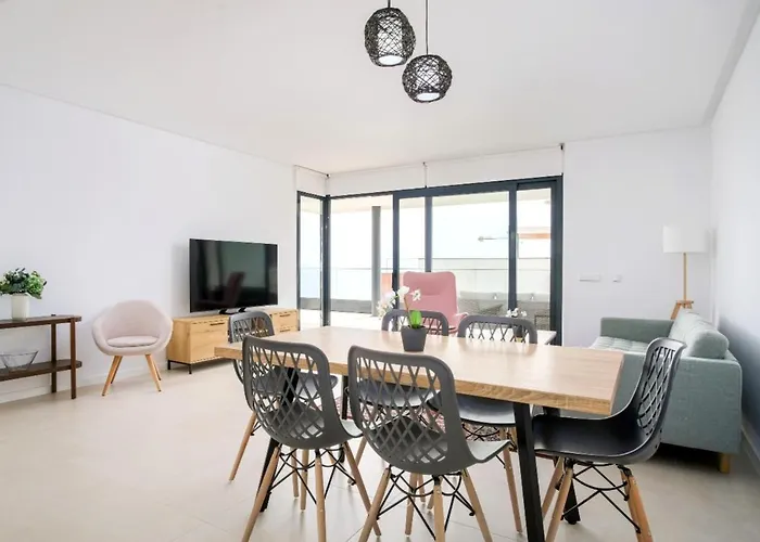Modern Apartment-Sea View