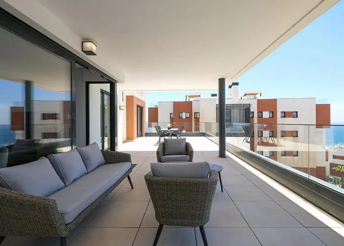 Modern Apartment-Sea View